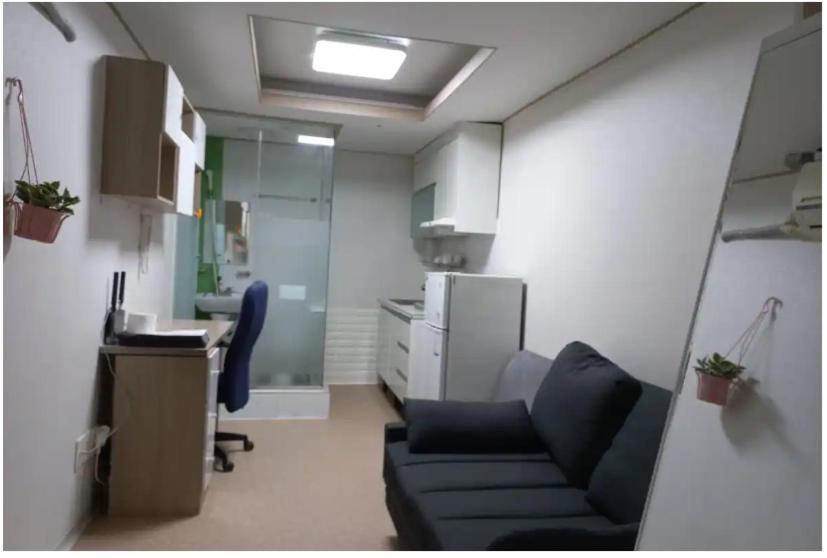 Inn Open House Apgujeong-rodeo ,cony