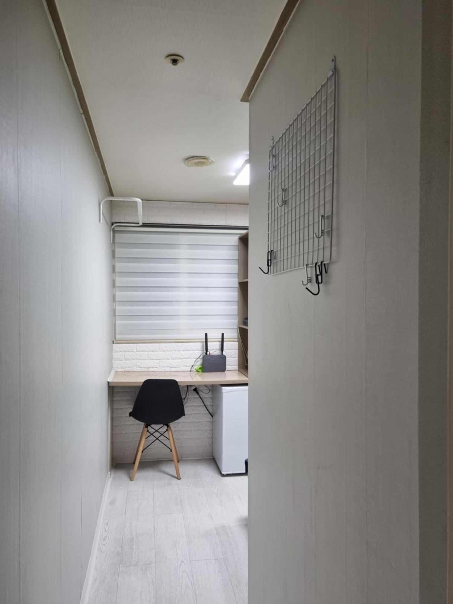 Inn Open House Apgujeong-rodeo ,cony 2*
