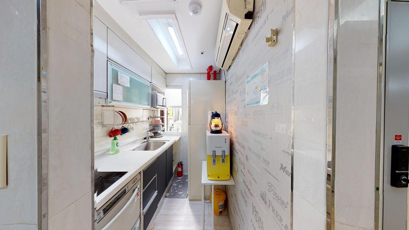 Inn Open House Apgujeong-rodeo ,cony