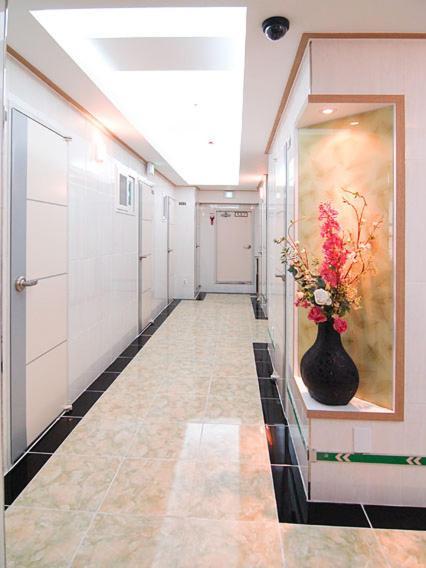 Open House Apgujeong-rodeo ,cony Inn