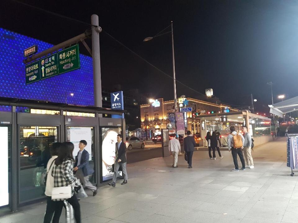 Open House Apgujeong-rodeo ,cony Inn Seoul